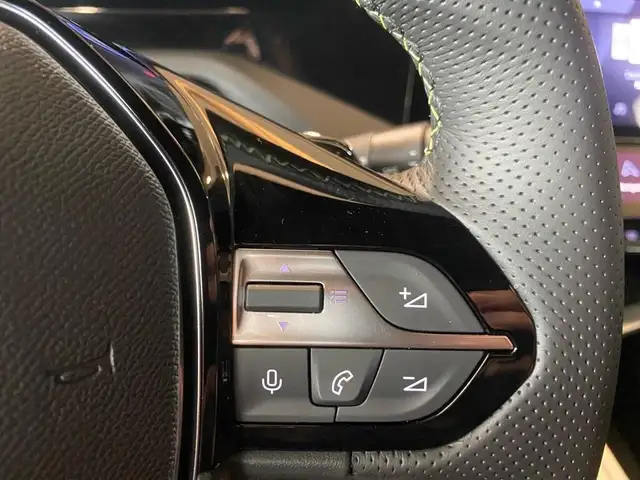 Peugeot 308 SW view 13