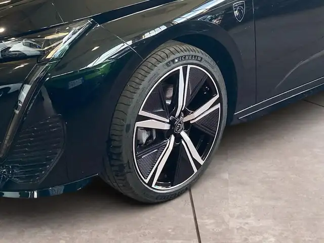 Peugeot 308 SW view 15