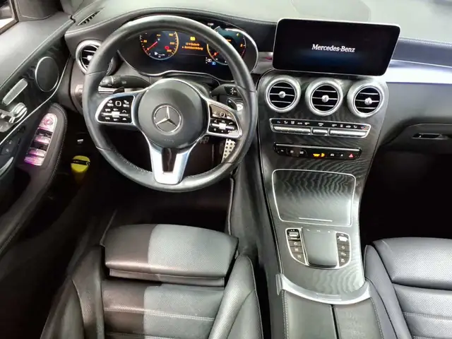 Mercedes-Benz GLC view 10