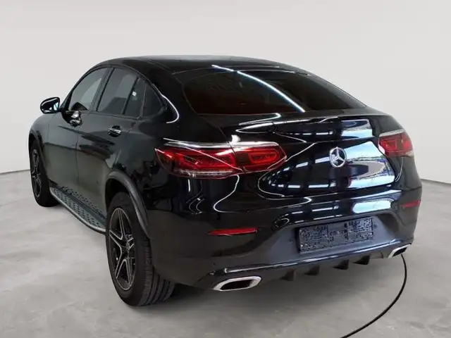 Mercedes-Benz GLC view 5