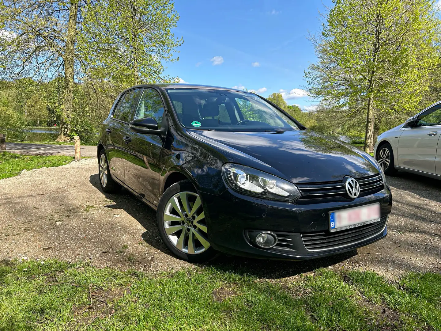 Volkswagen Golf 6 2.0 TDI DPF Style Zwart - 1