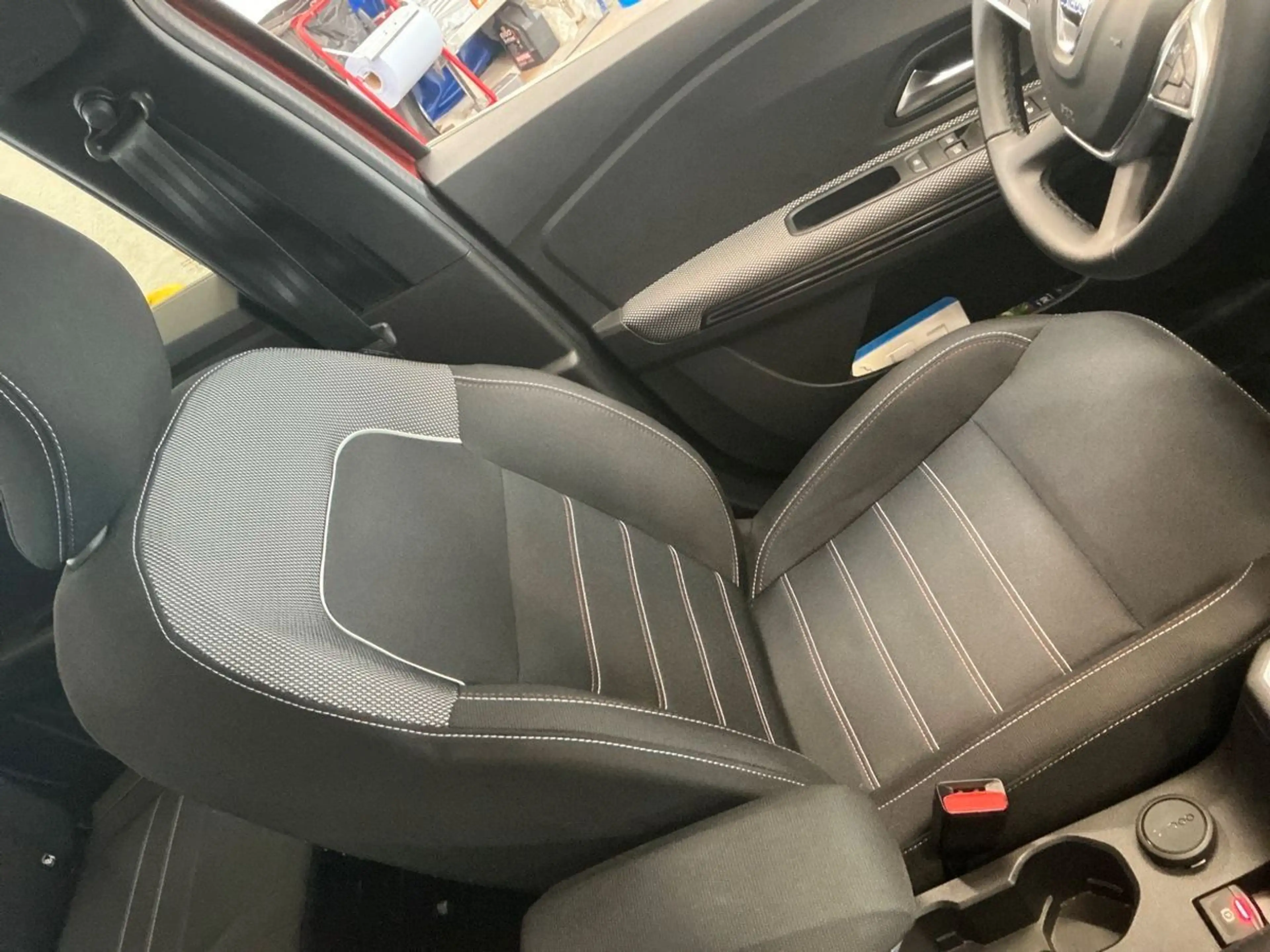 Dacia Jogger Extreme+ LPG Navi LED Kamera AHK — photo 12
