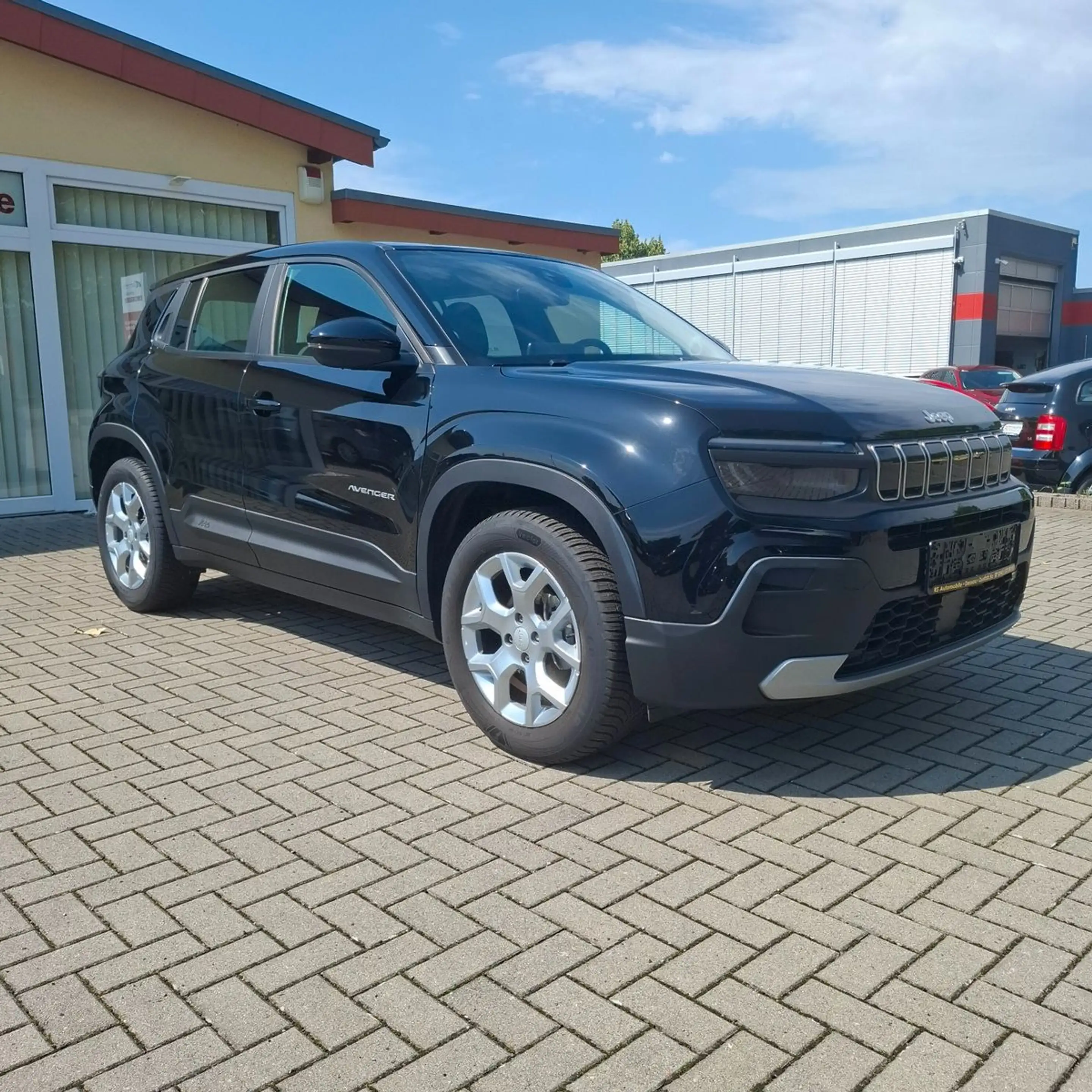Jeep Avenger Altitude — photo 8