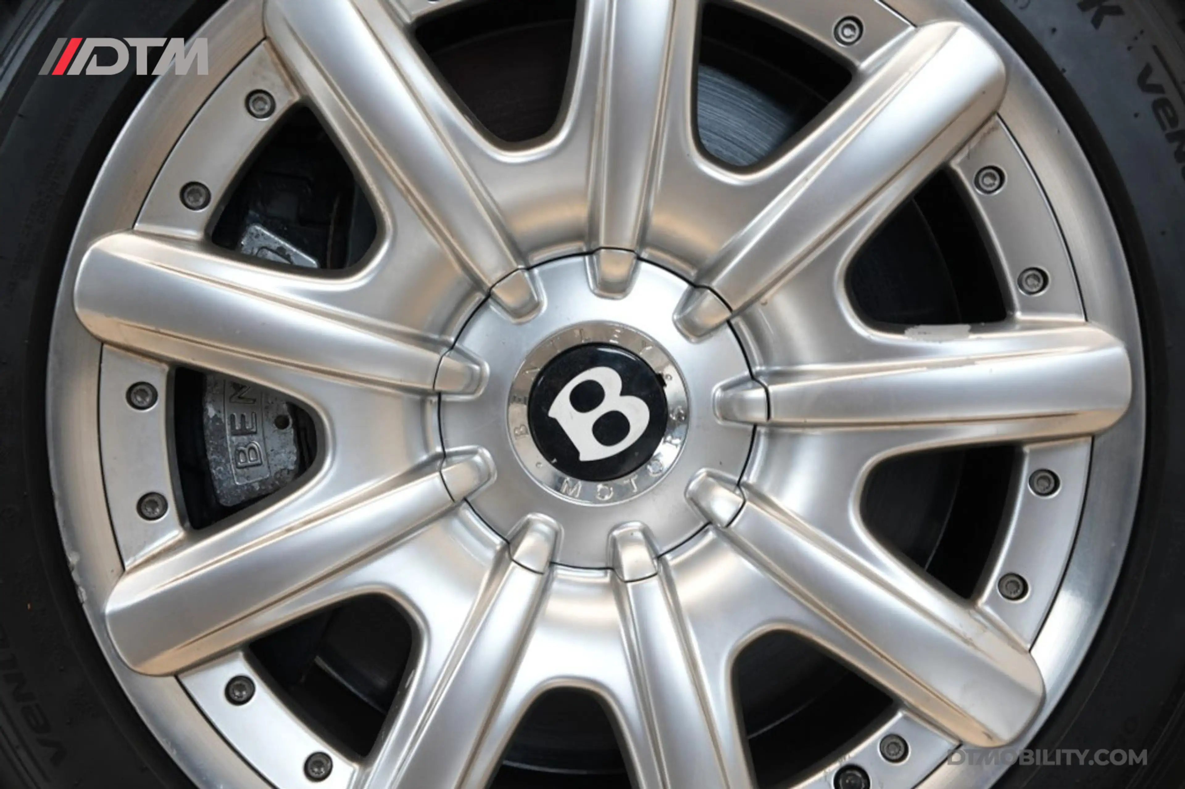 Bentley Continental GT 6.0 W12 | Youngtimer | Origineel NL | Superstaat — photo 16
