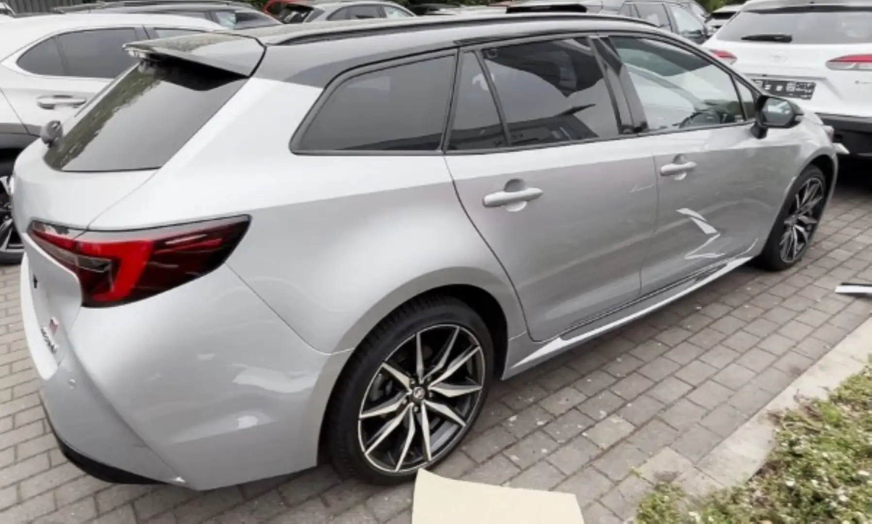 Toyota Corolla 2.0 Hybrid GR Sport - 2