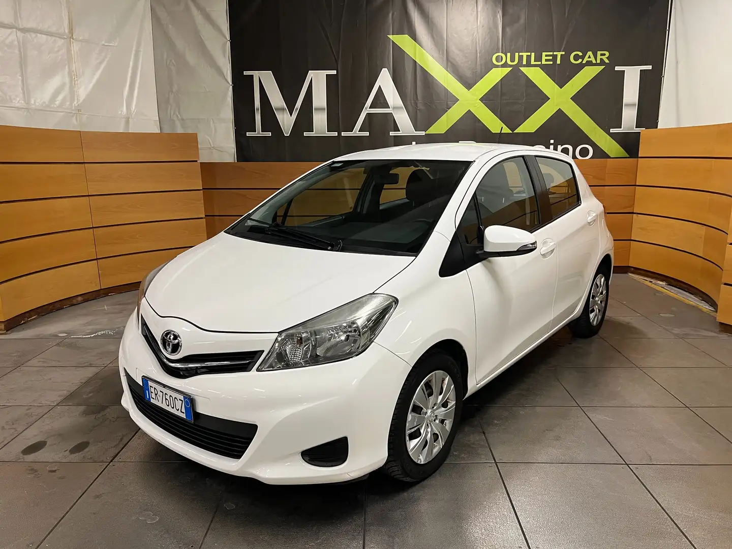 Toyota Yaris Yaris 5p 1.0 Active Bianco - 1