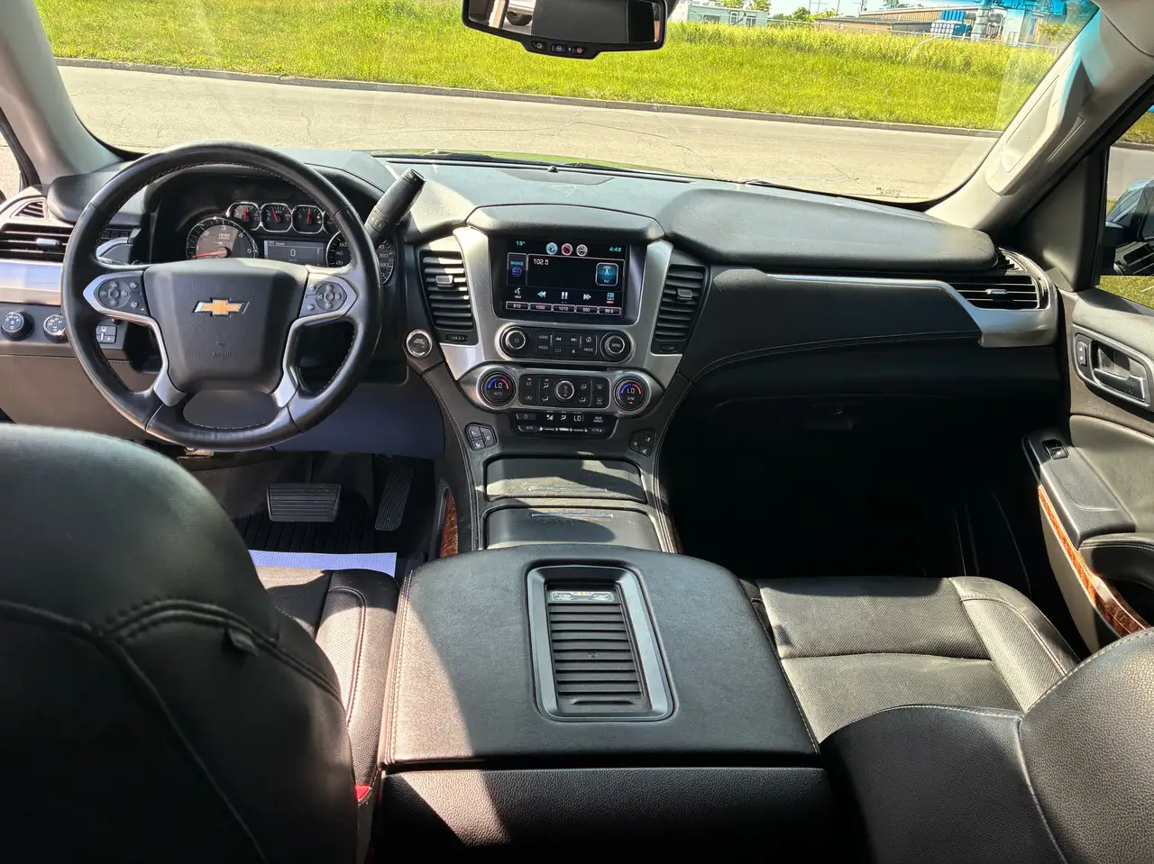 Chevrolet Suburban fotografie Chevrolet Suburban