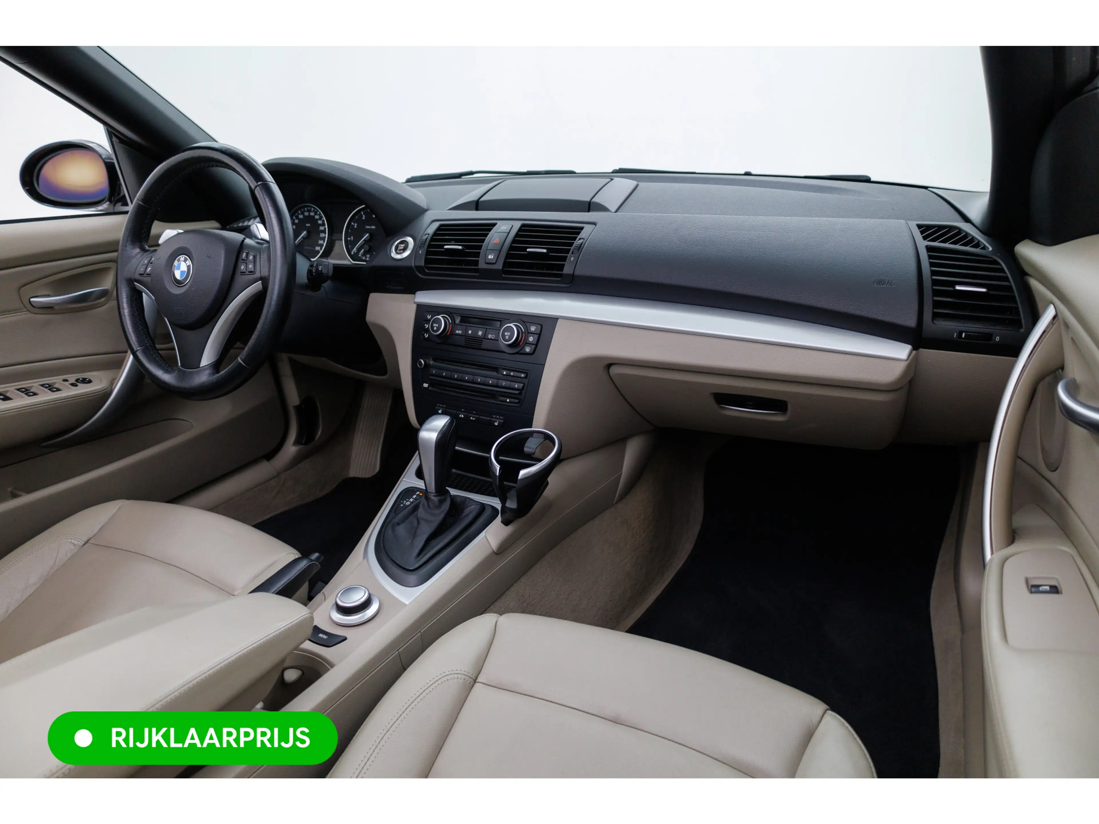 BMW 125 1-serie Cabrio 125i High Executive 218 PK 6 cilind — photo 11