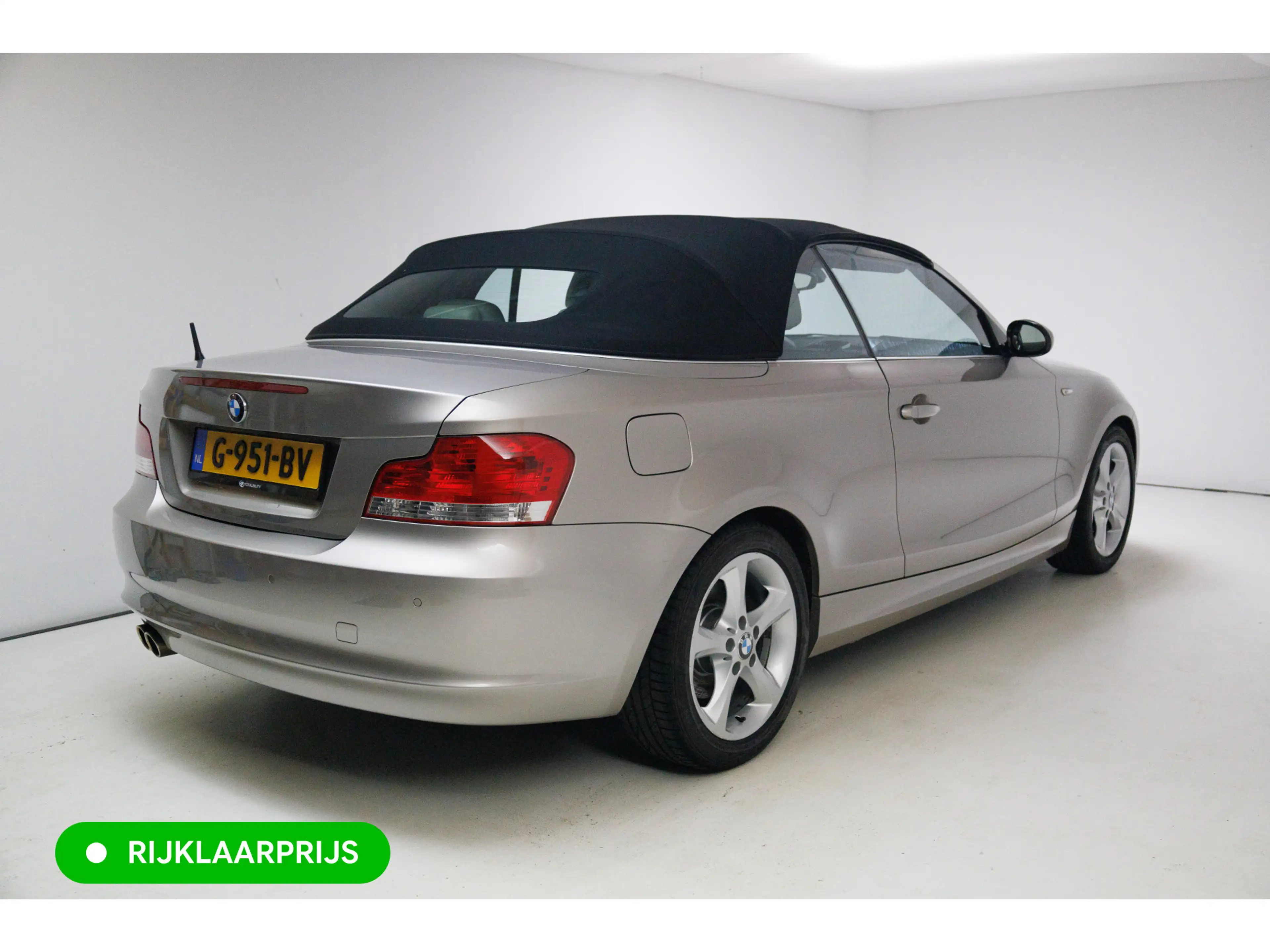 BMW 125 1-serie Cabrio 125i High Executive 218 PK 6 cilind — photo 3