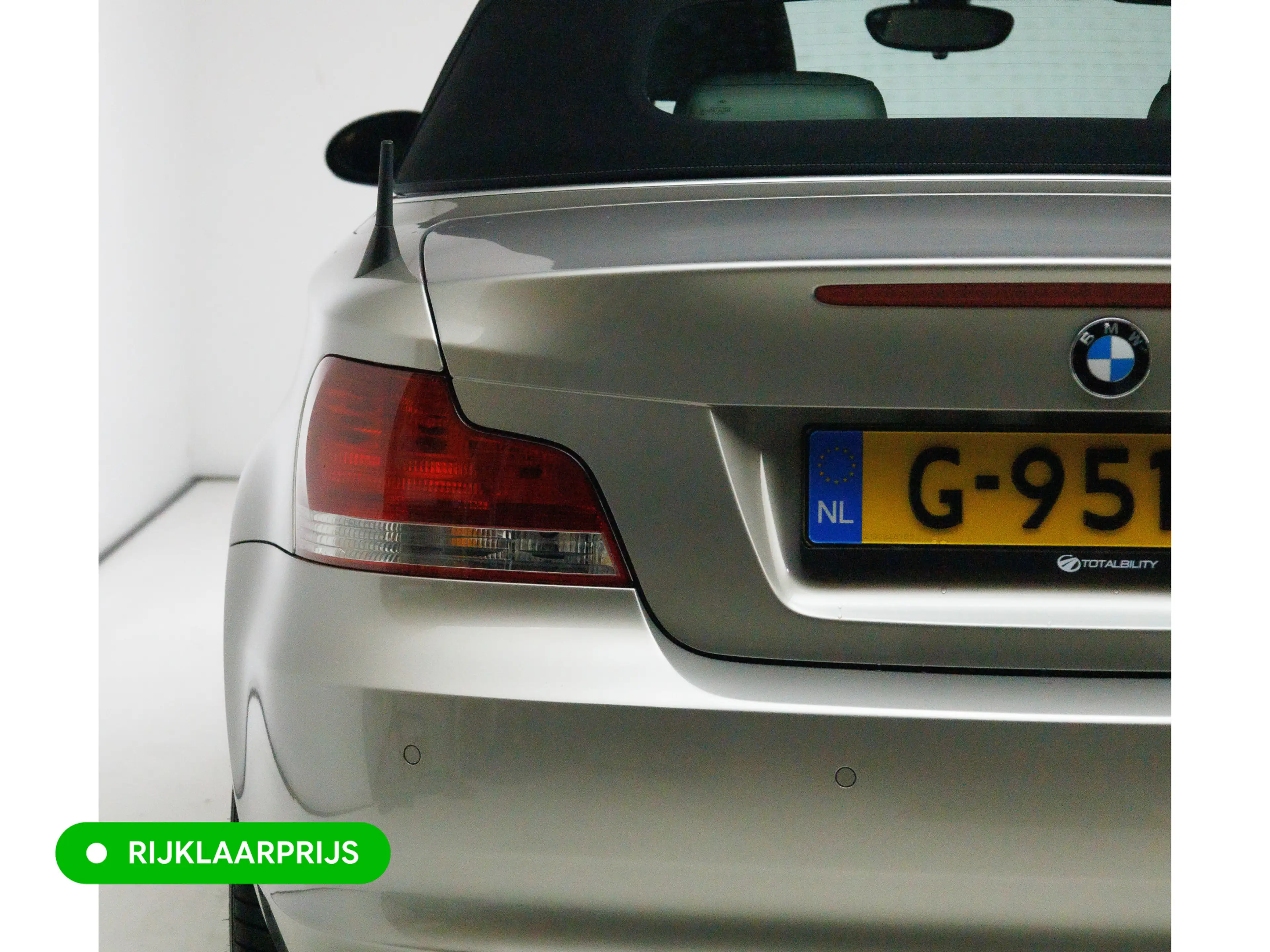 BMW 125 1-serie Cabrio 125i High Executive 218 PK 6 cilind — photo 7
