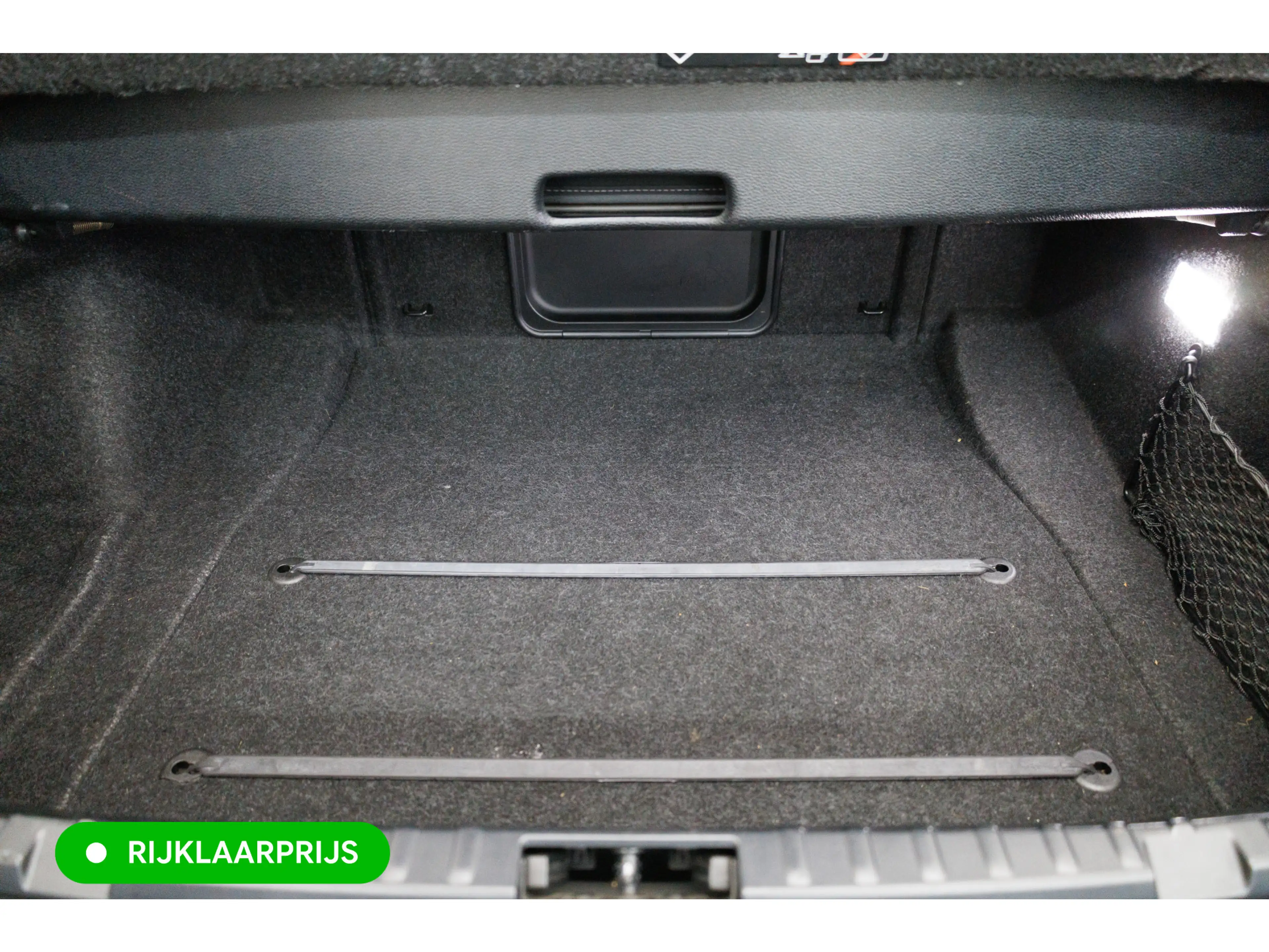 BMW 125 1-serie Cabrio 125i High Executive 218 PK 6 cilind — photo 9