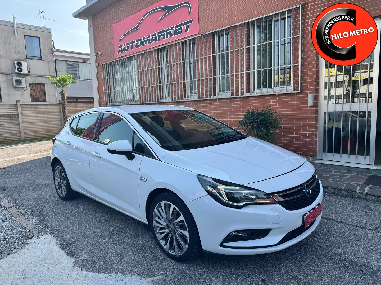 Opel Astra 5p 1.6 cdti 110cv Innovation Blanc - 1