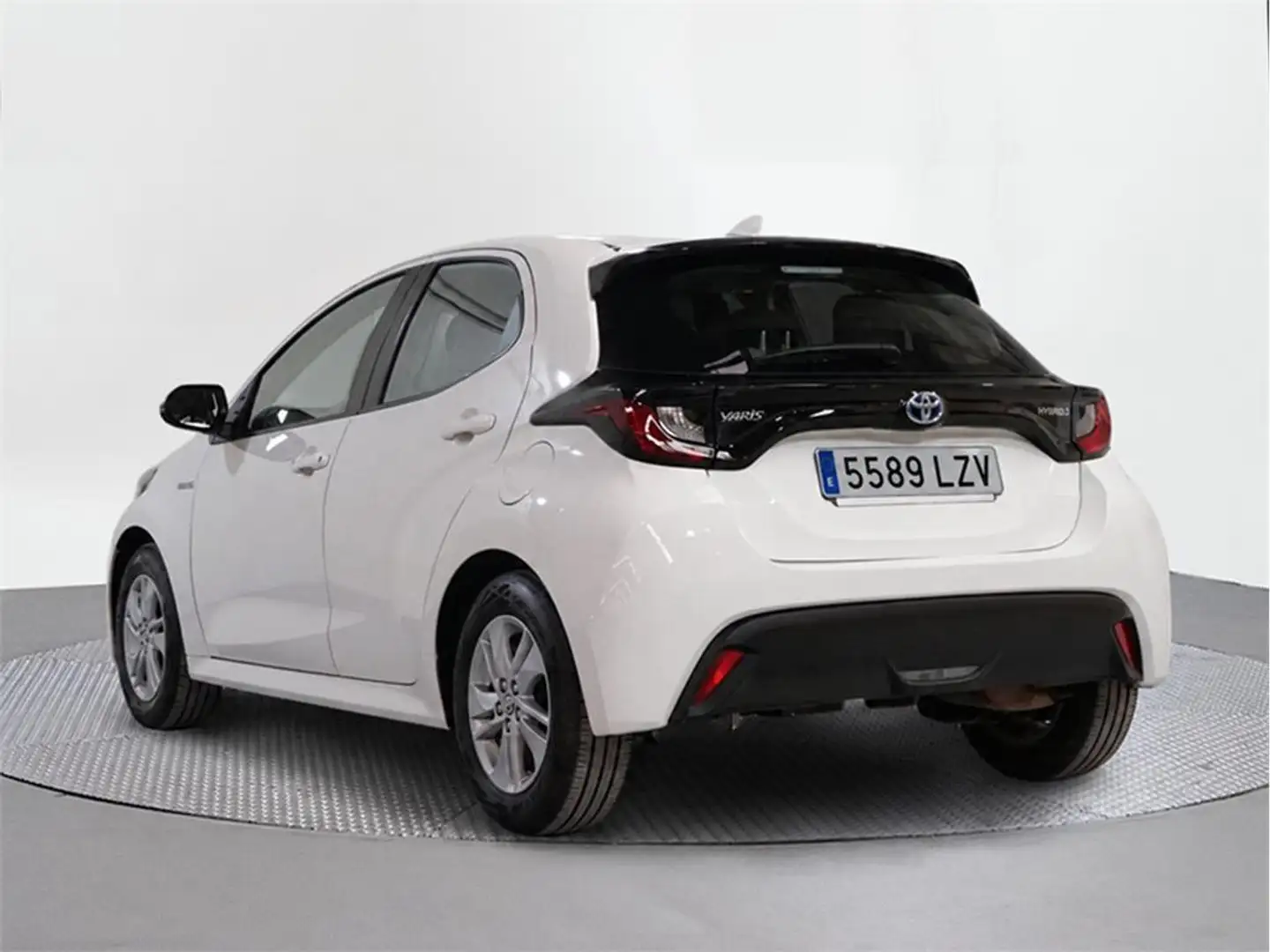 Toyota Yaris 120H 1.5 Business Plus - 2