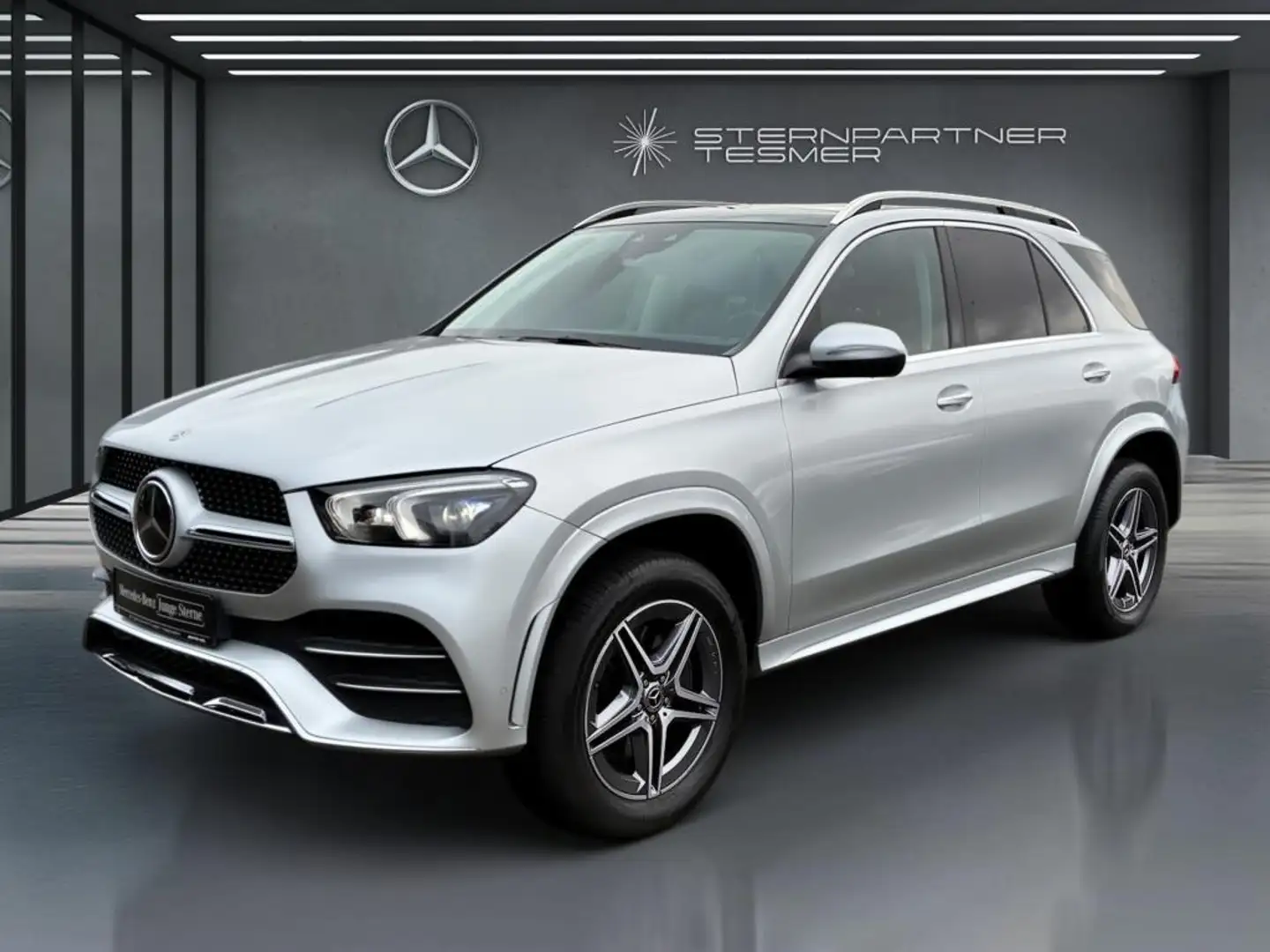 Mercedes-Benz GLE 450 4M AMG AHK Distronic Airmatic Multibeam Silber - 1