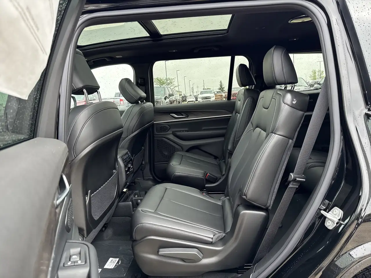 Jeep Grand Cherokee 2026 — фото 17