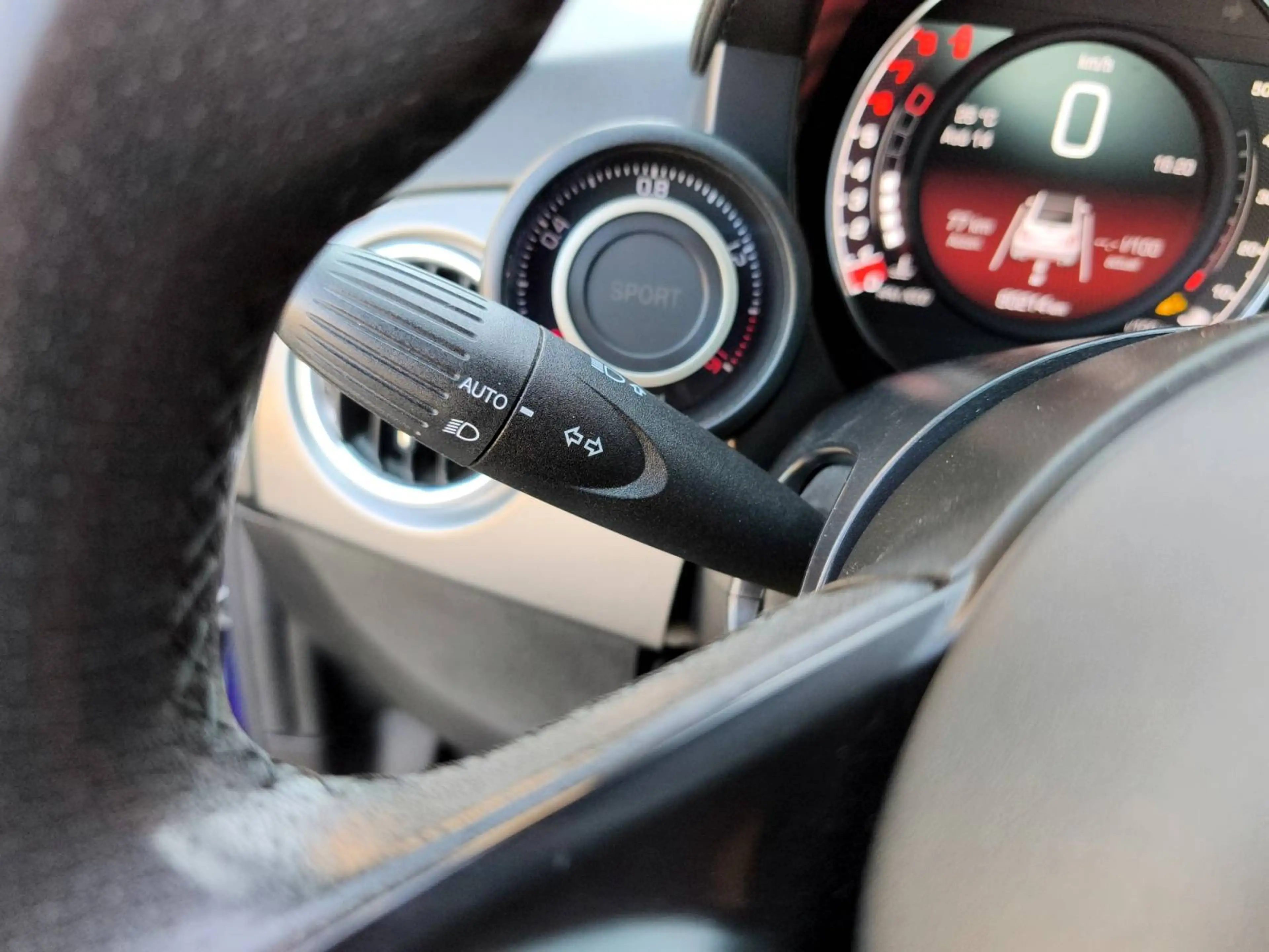 Abarth 595 Pista Cabrio - 1.4 T-Jet - GARANTIE 12M — photo 15