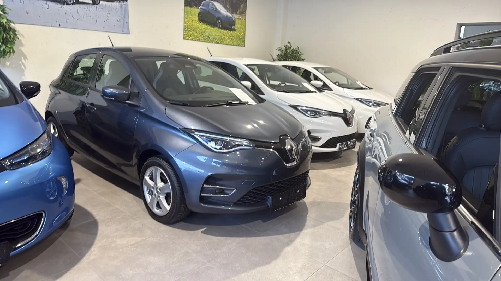 Renault ZOE ZEN mit Extras R110 Z.E.50 52kWh Miete Grau - 1