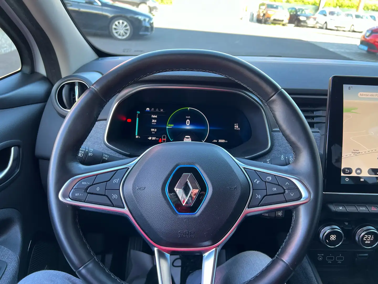 Renault ZOE ZEN mit  Extras R110 Z.E.50 52kWh Miete Grau - 1