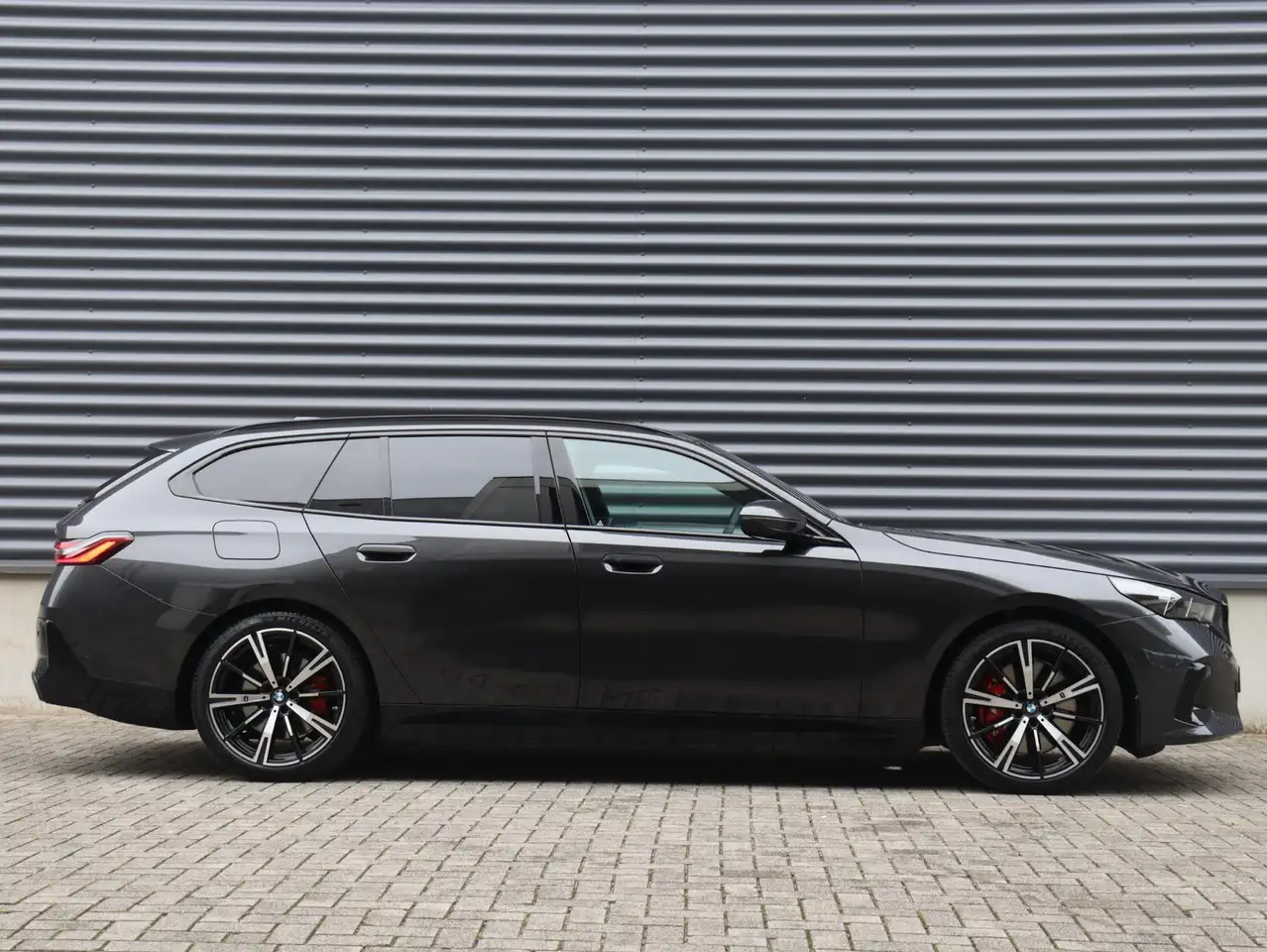 BMW i5 2026