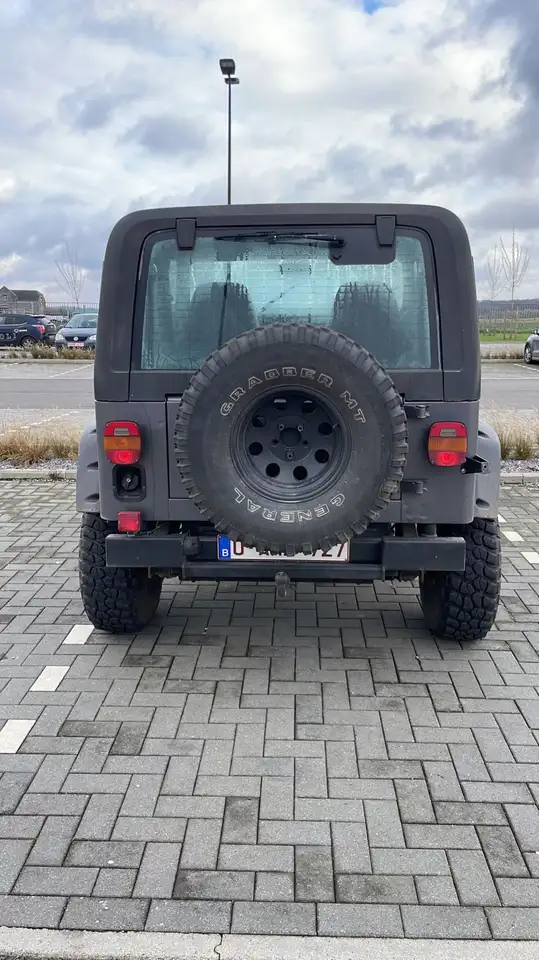 Jeep Wrangler YJ 4.0L, foto 5