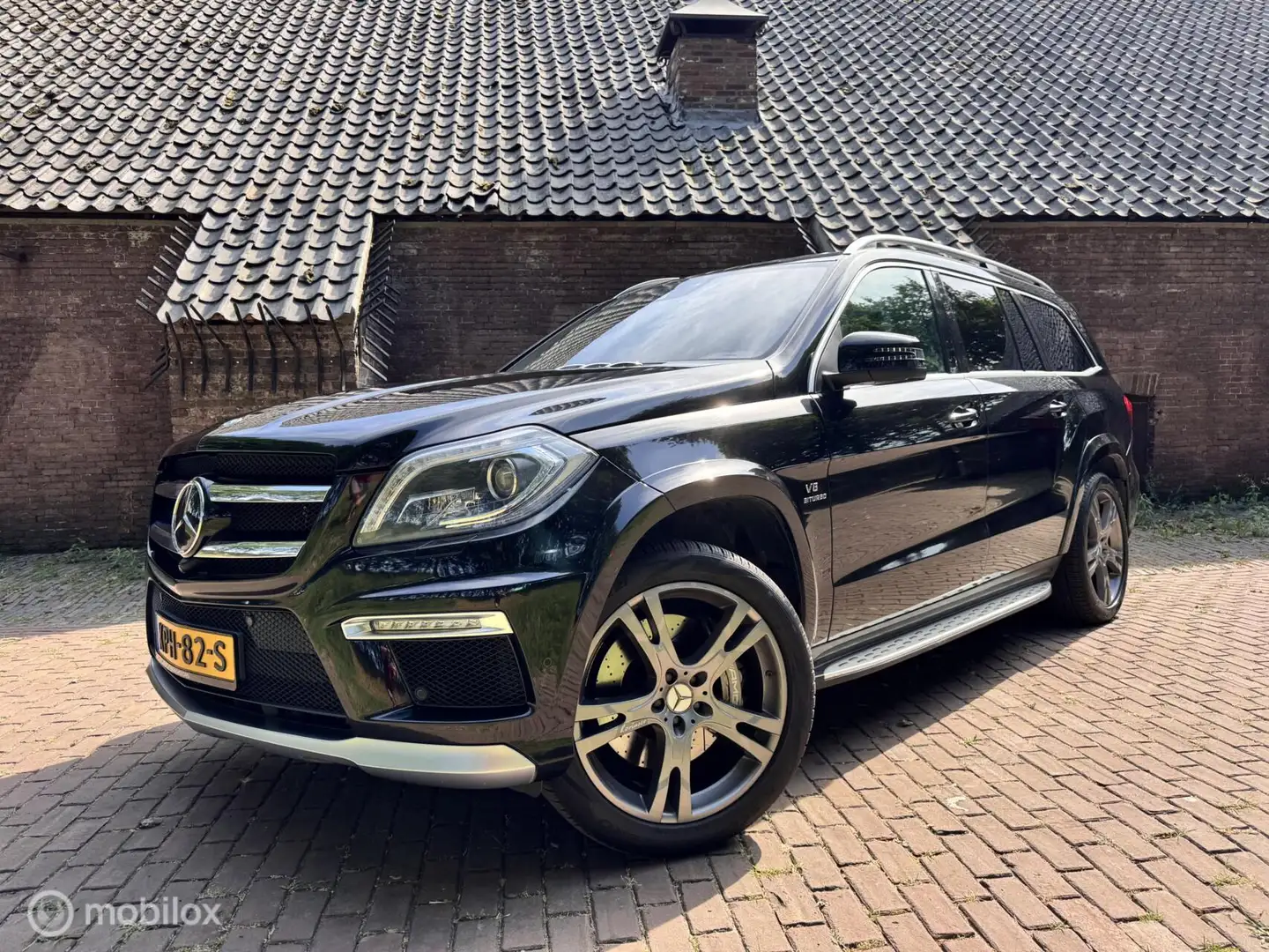 Mercedes-Benz GL 63 AMG Schwarz - 1