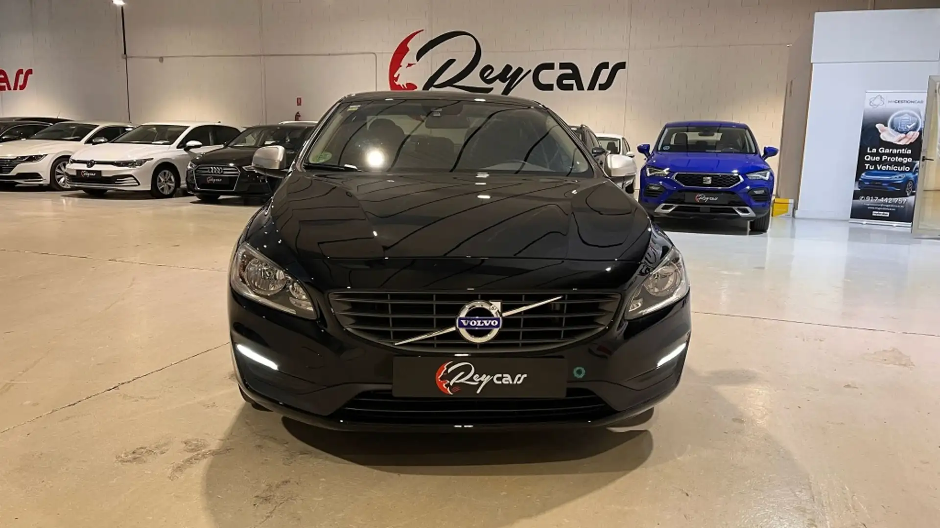 Volvo S60 D3 Momentum 150 Negro - 2
