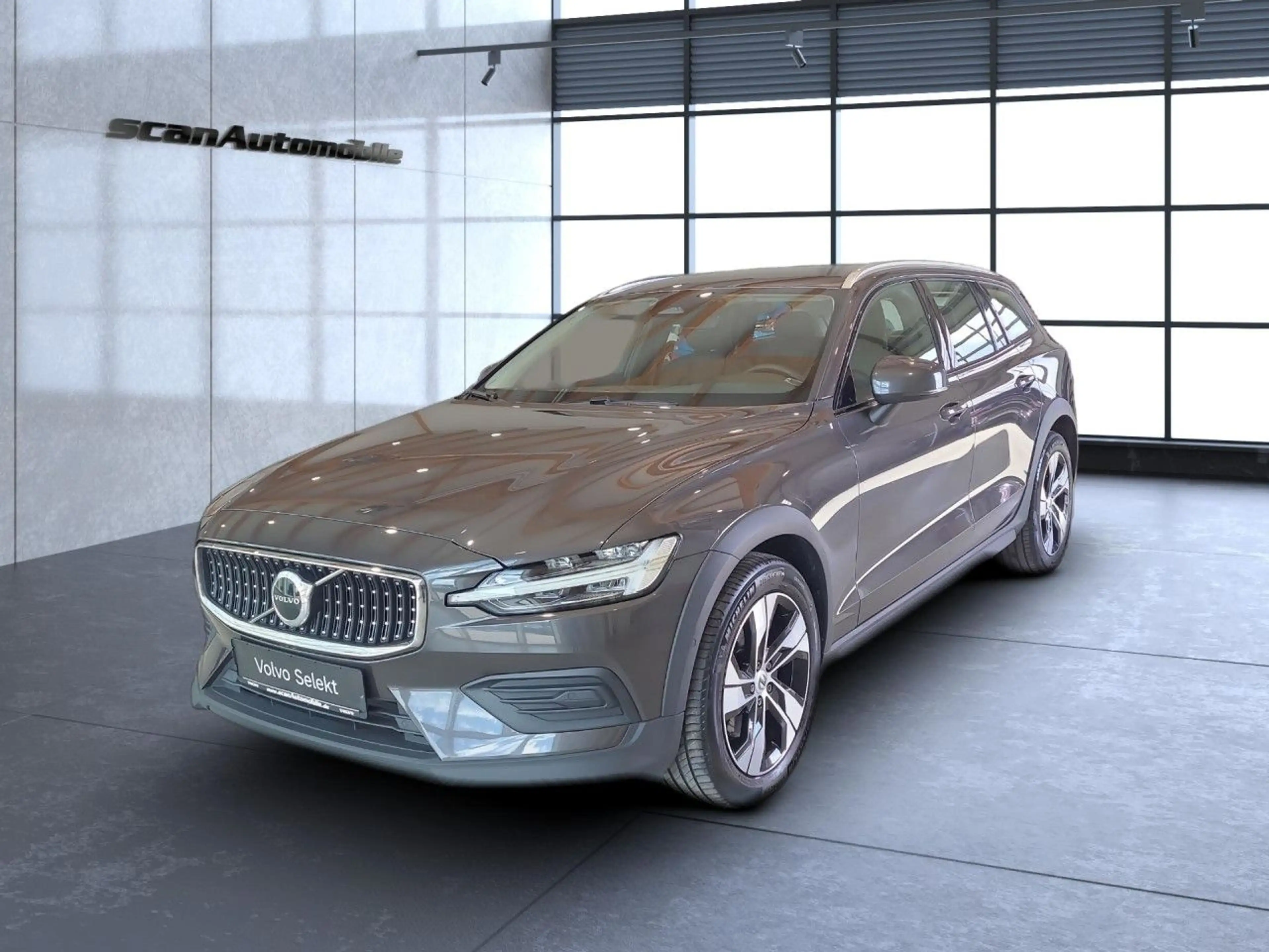 Volvo V60 Cross Country V60 CC Plus AWD Bluetooth Navi LED Vollleder Klima — photo 2