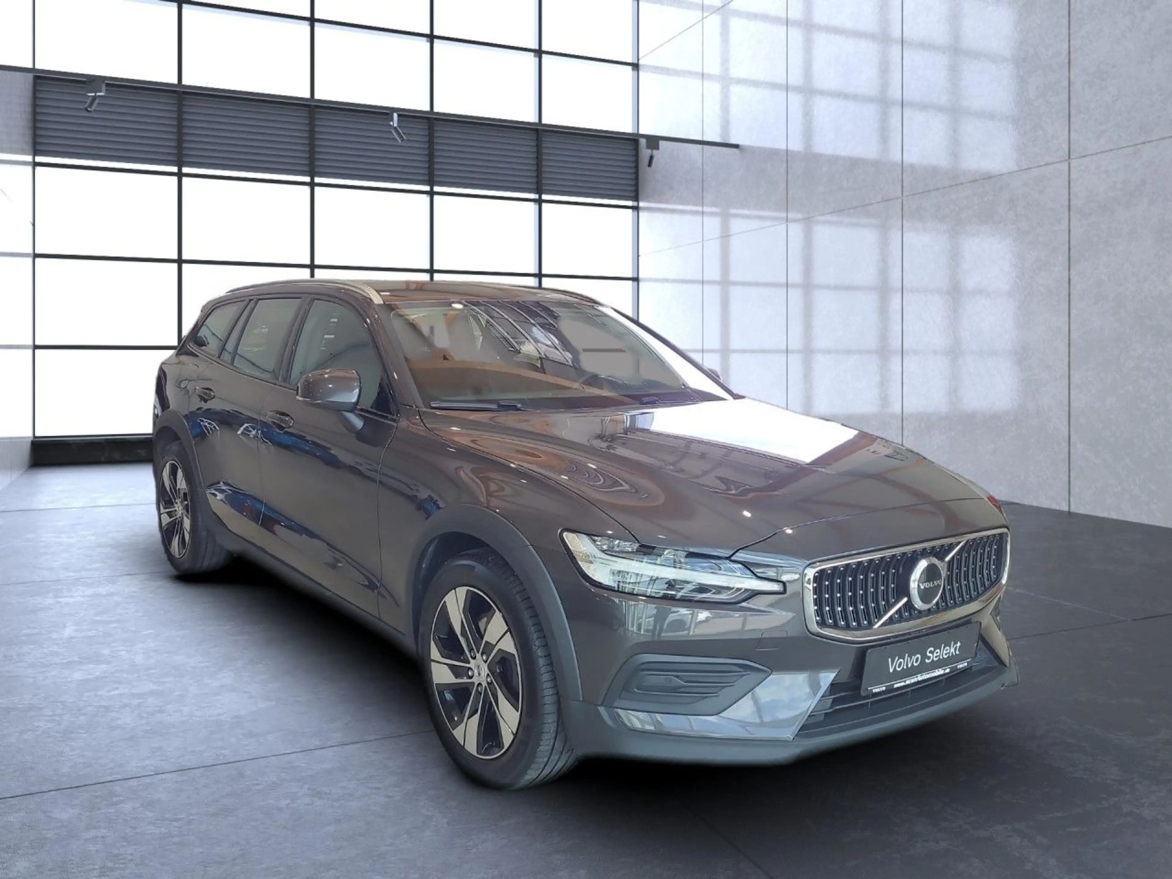 Volvo V60 Cross Country V60 CC Plus AWD Bluetooth Navi LED Vollleder Klima — photo 5