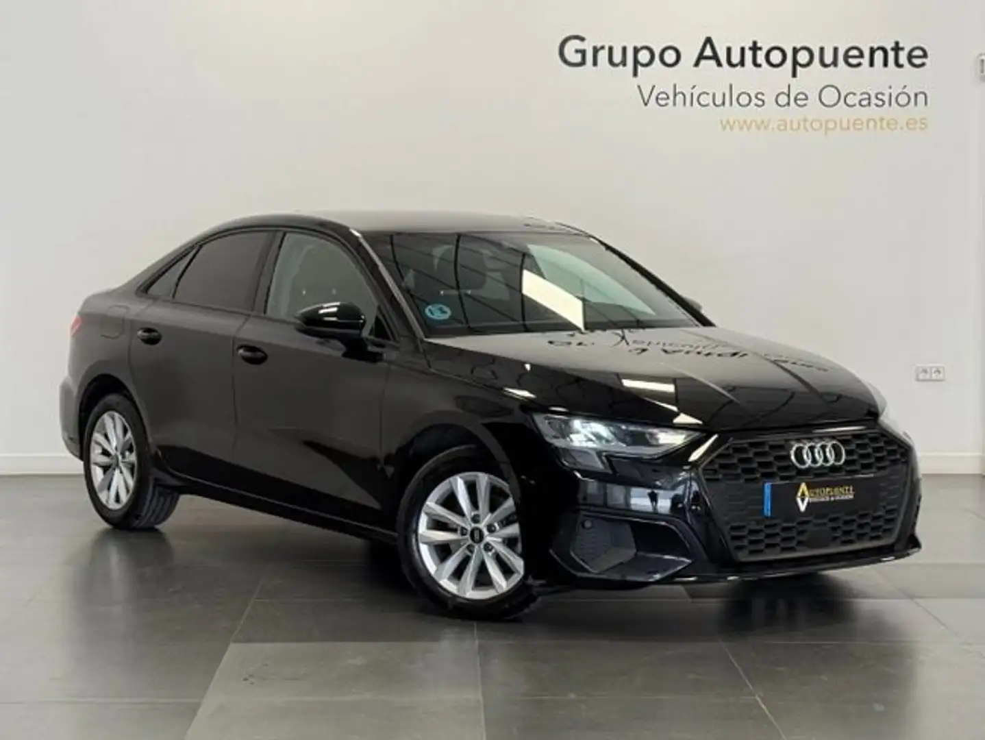 Audi A3 30TDI 116CV Negro - 1
