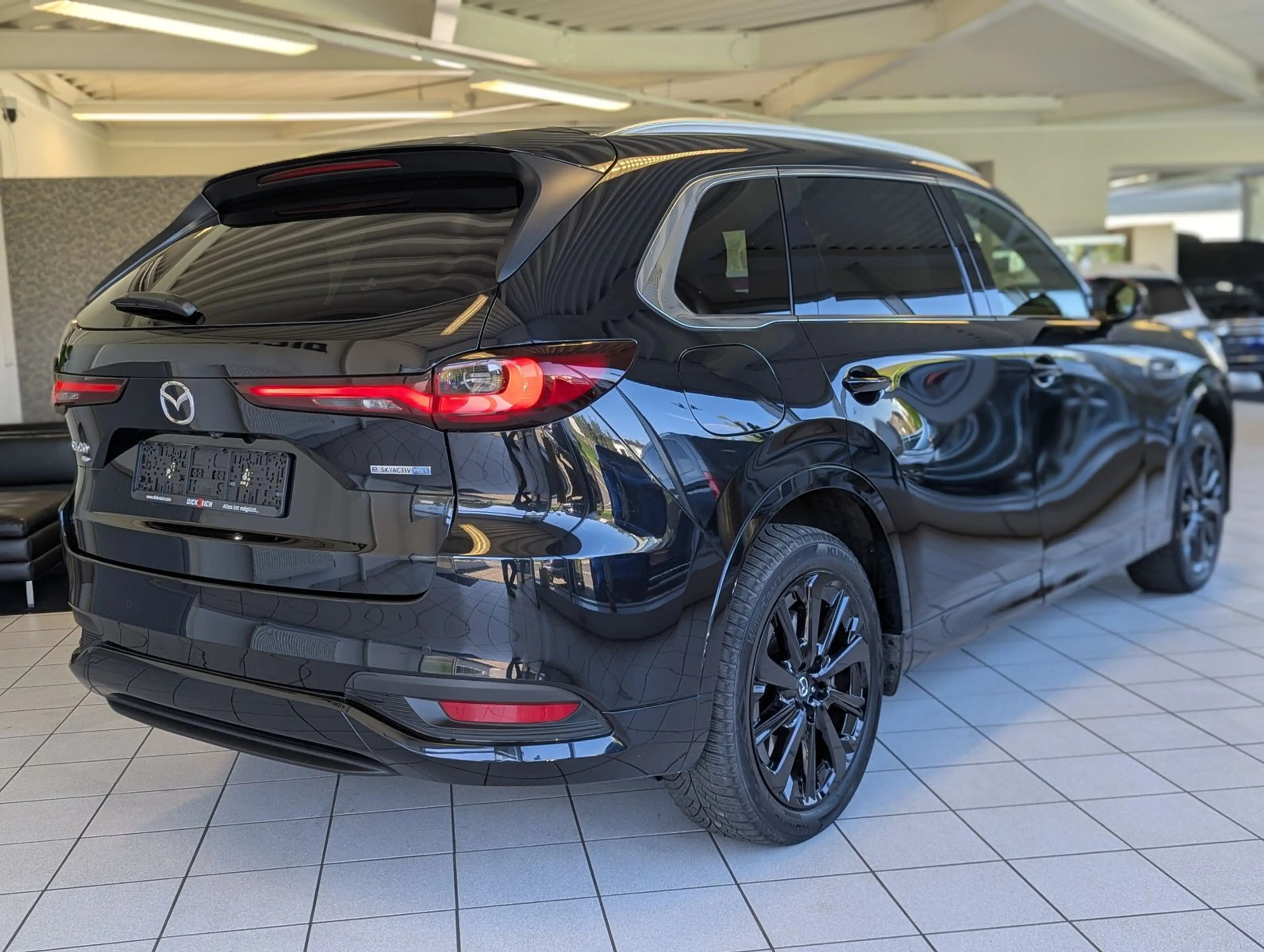 Mazda CX-80 2.5SKYACTIV PHEV 327 HOMURA+ 7-Sitze Pano — photo 8