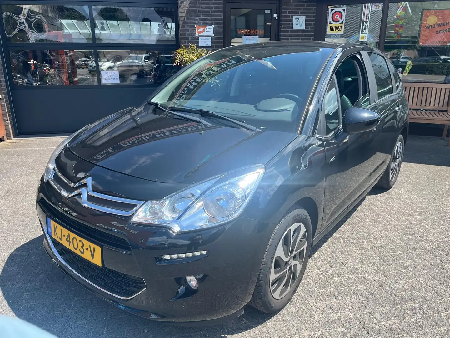 Citroen C3 1.2 PureTech Trekhaak CarPlay Nero - 1