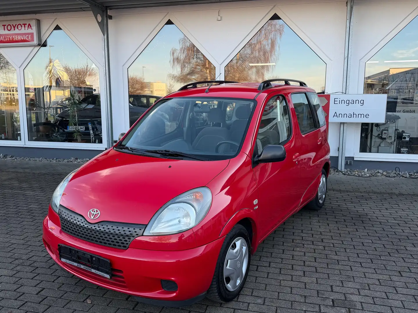 Toyota Yaris Yaris Verso 1.3 Sol Rot - 2