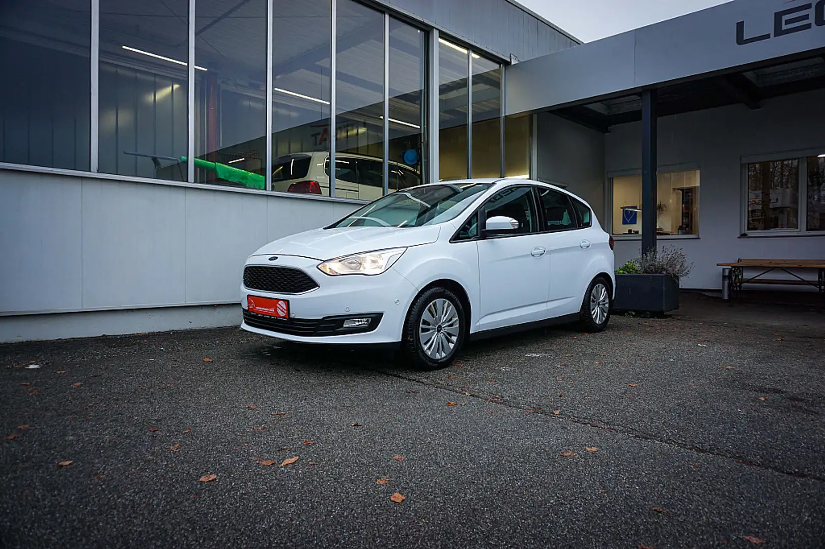 Ford C-Max Trend 2,0 TDCi S/S Powershift Aut. Wit - 2