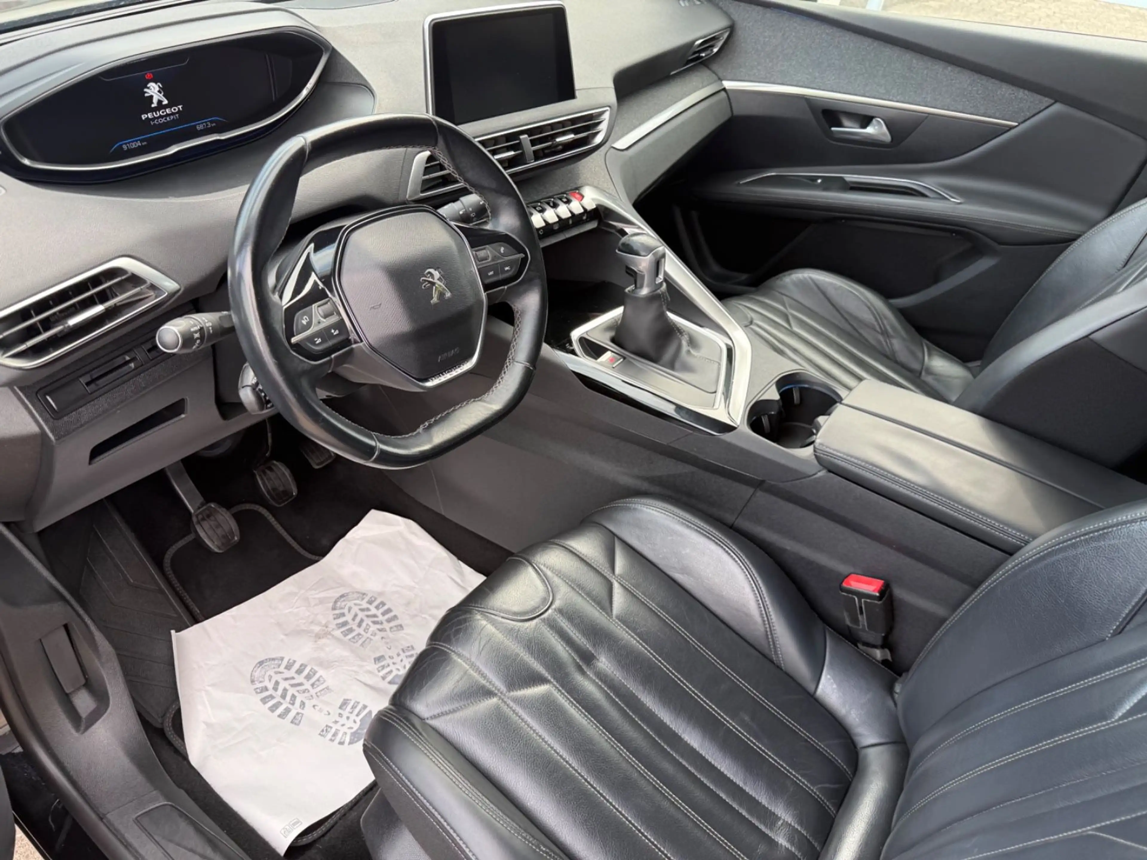 Peugeot 3008 Allure+KAMERA+LEDER+SITZHEIZUNG+BC+MFL+TEMP — photo 13