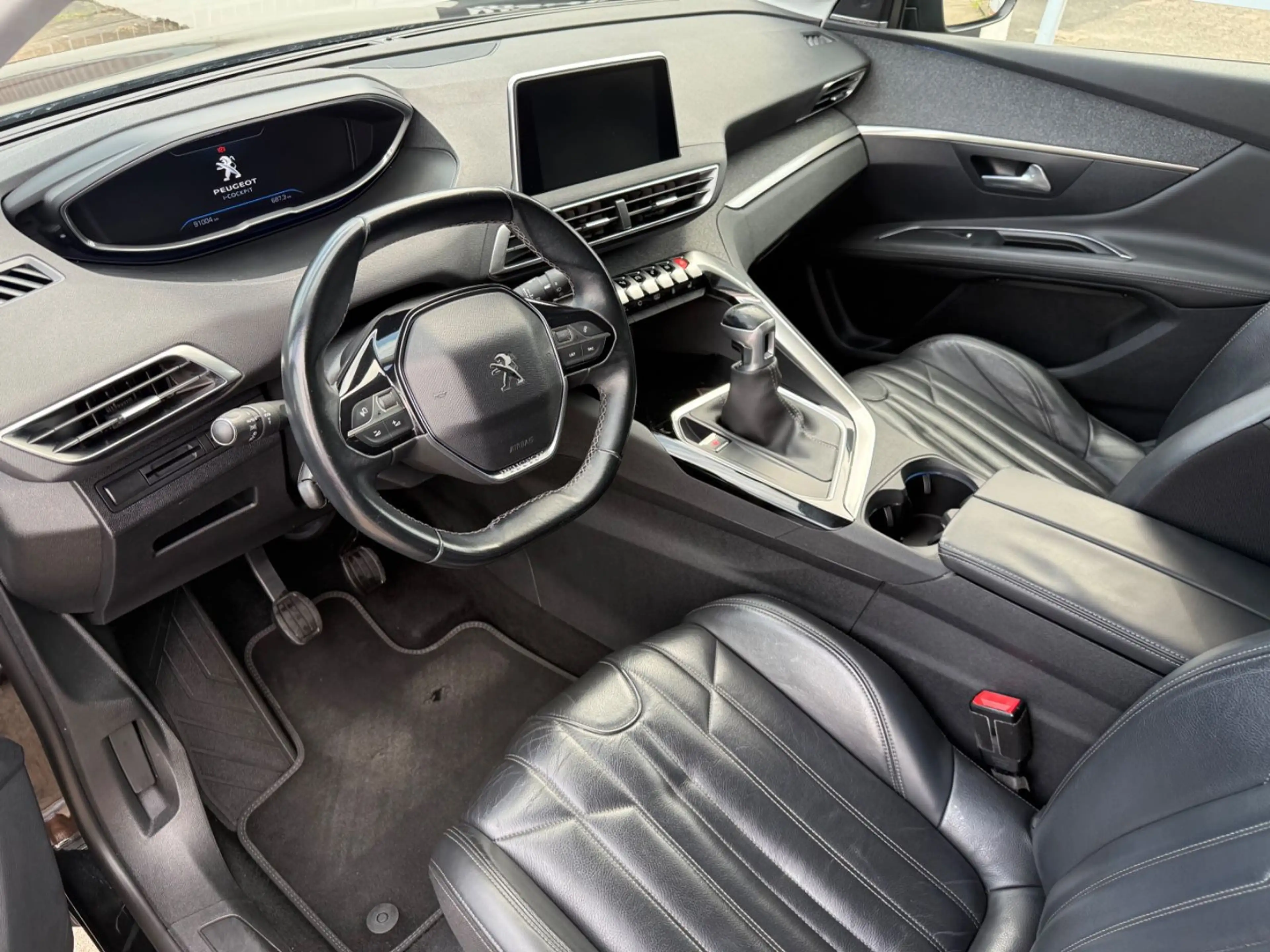 Peugeot 3008 Allure+KAMERA+LEDER+SITZHEIZUNG+BC+MFL+TEMP — photo 9