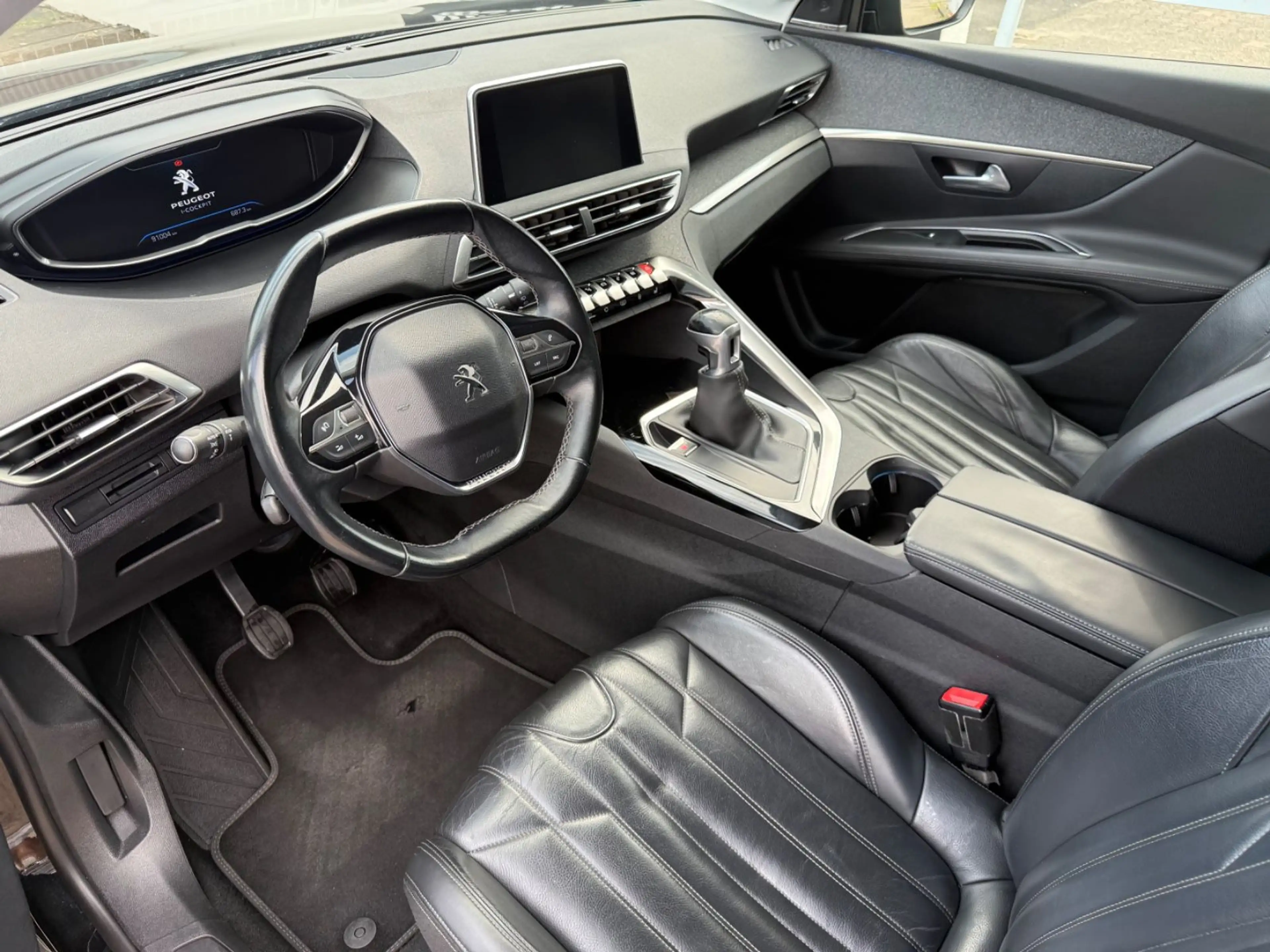Peugeot 3008 Allure+KAMERA+LEDER+SITZHEIZUNG+BC+MFL+TEMP — photo 8