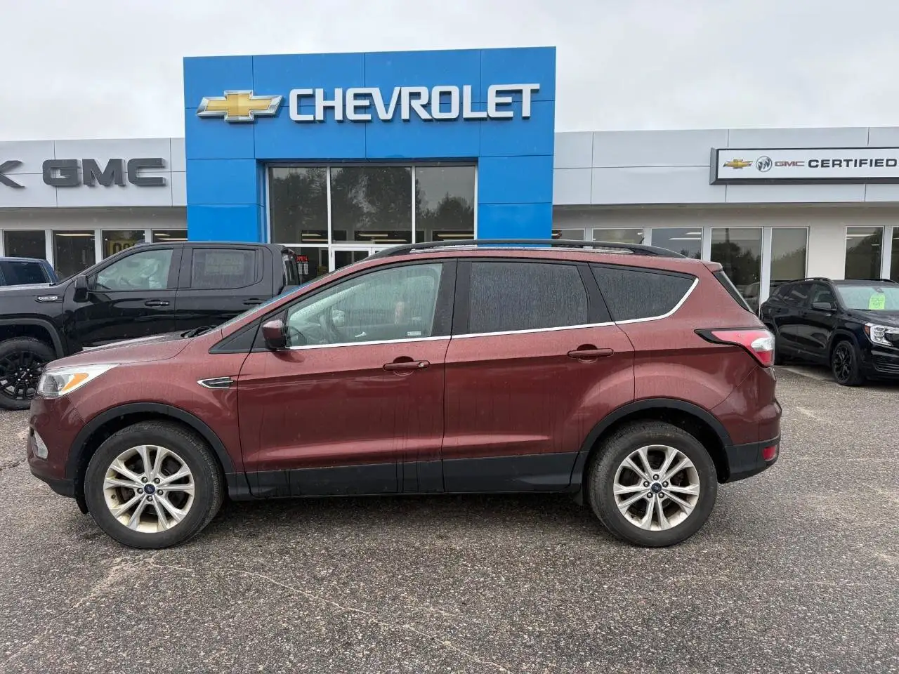 Ford Escape снимка Ford Escape