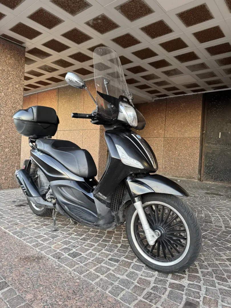 Piaggio Beverly 300 Police - 1