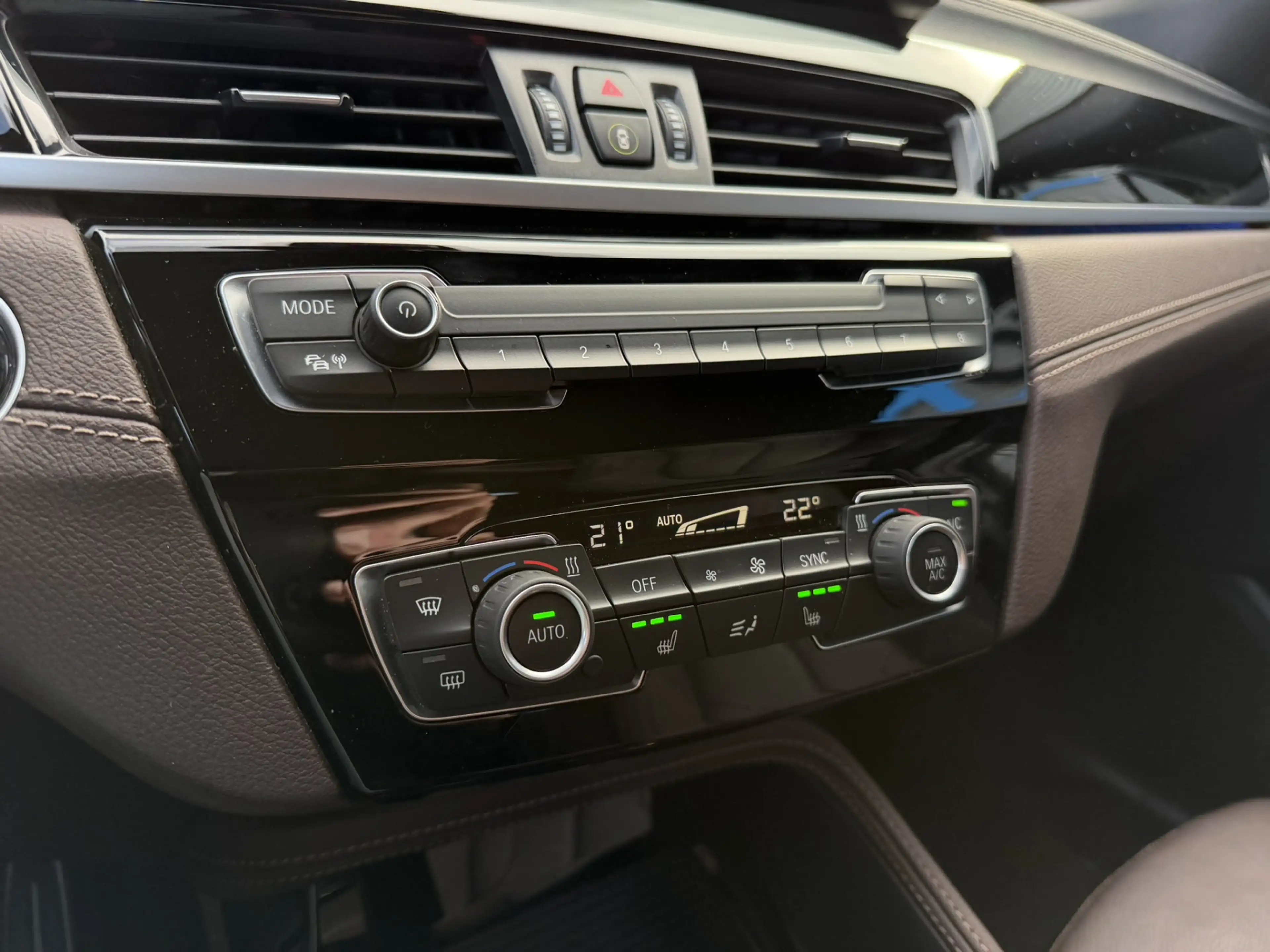 BMW X2 xDrive25e High Executive M Sport Pano HUD Leder Na — photo 13