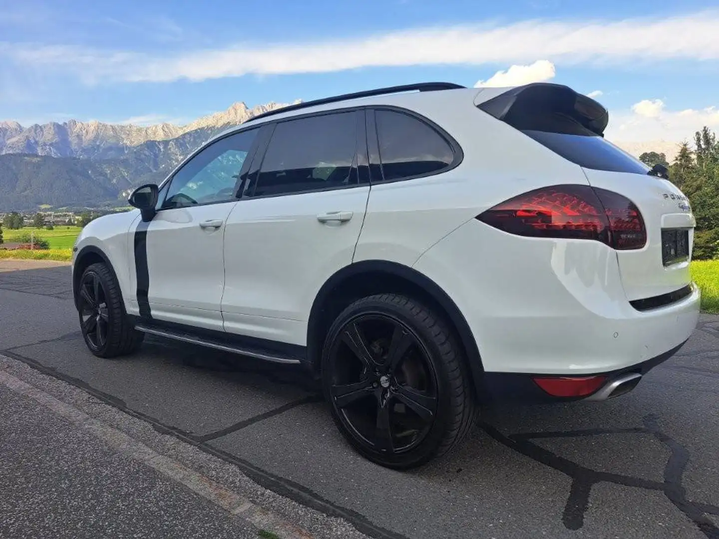 Porsche Cayenne CAYENNE II PLATINUM Edition 3,0 Diesel Aut. Weiß - 2