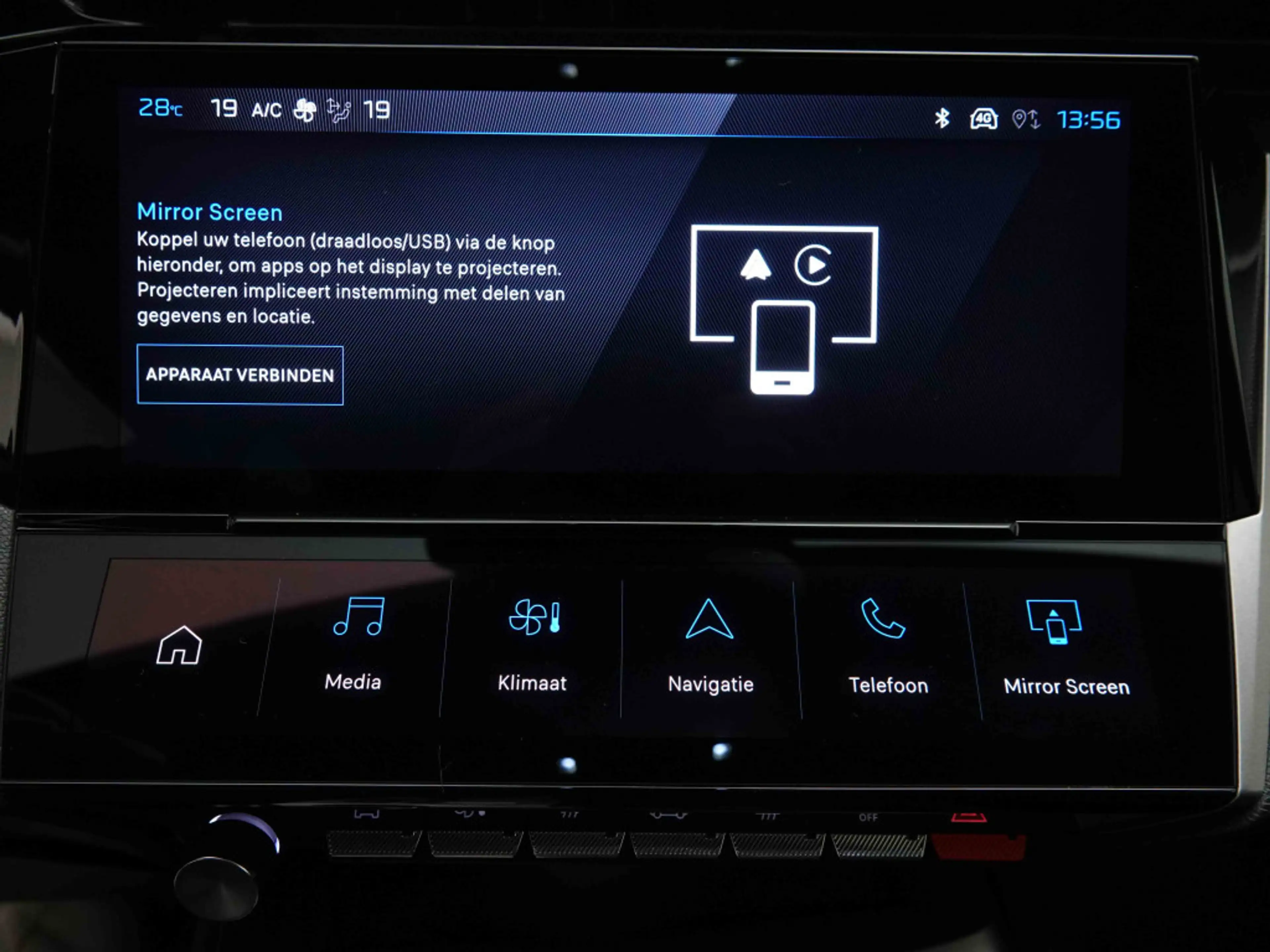 Peugeot 408 PHEV 225 | EV Range 60km | GT | GPS | LED | Keyless | Camera — photo 14
