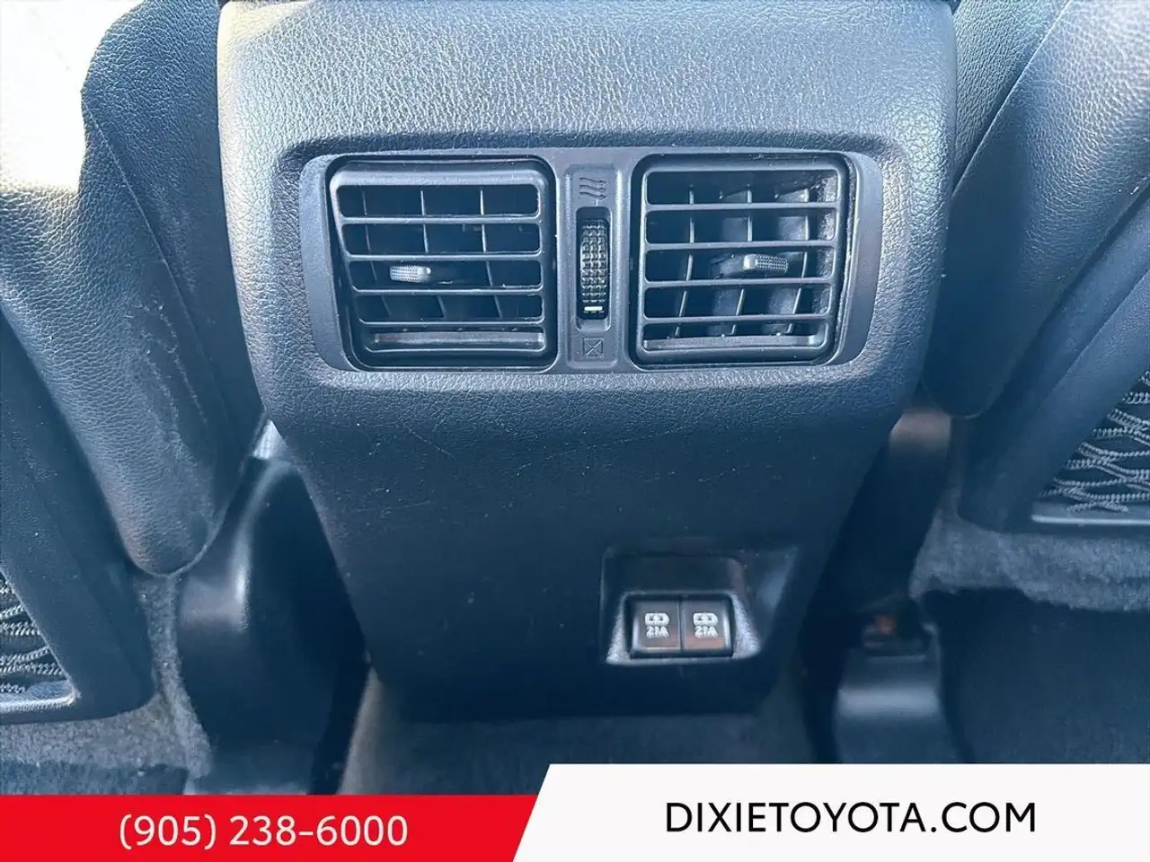 Toyota 4-Runner снимка Toyota 4-Runner