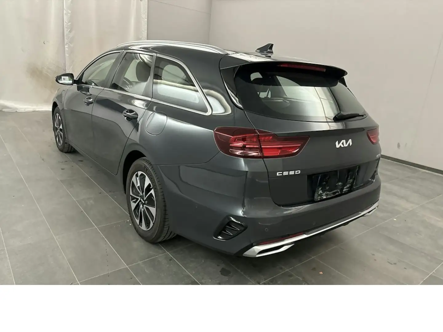 Kia Ceed SW / cee'd SW cee´d Sportswagon 1.6 Plug-in Hybrid Spirit Techni Grau - 2