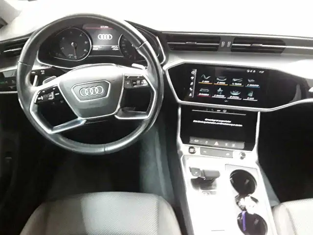 Audi A6 view 10