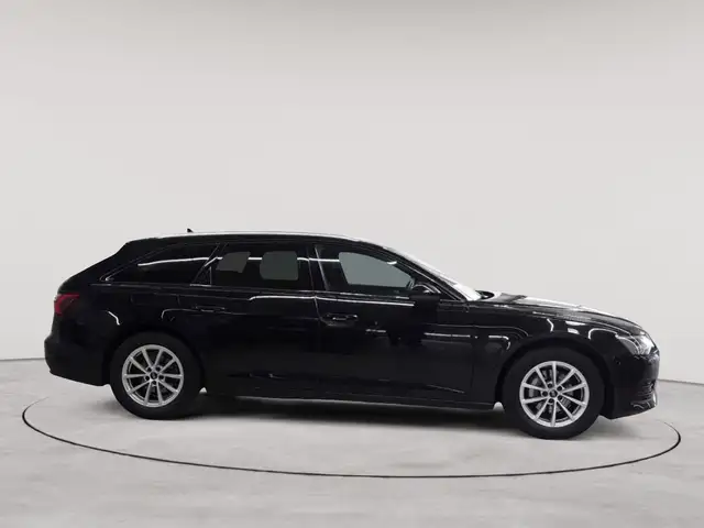 Audi A6 view 3