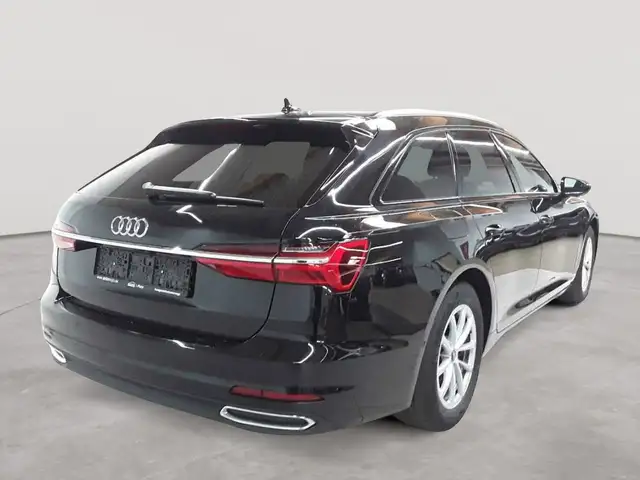 Audi A6 view 4