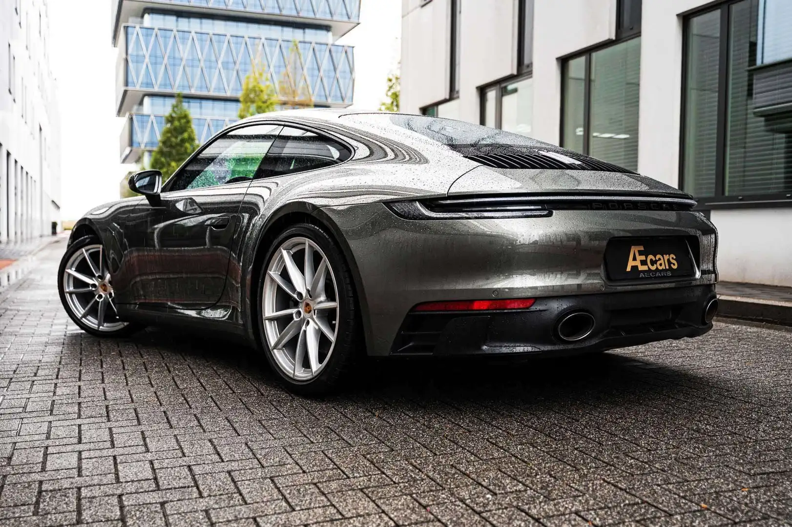 Porsche 992 - 911 CARRERA 4 GTS / SPORT CHRONO / BI-COLOR Vert - 1