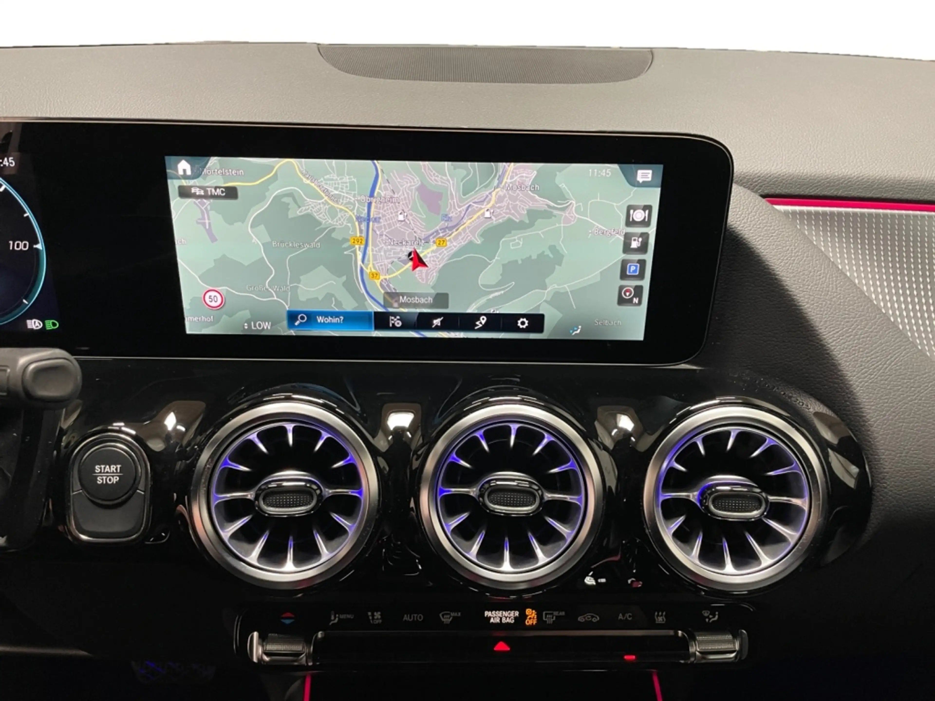 Mercedes-Benz EQA 300 4matic Progressive AMG+MBUX+Progressive — photo 15