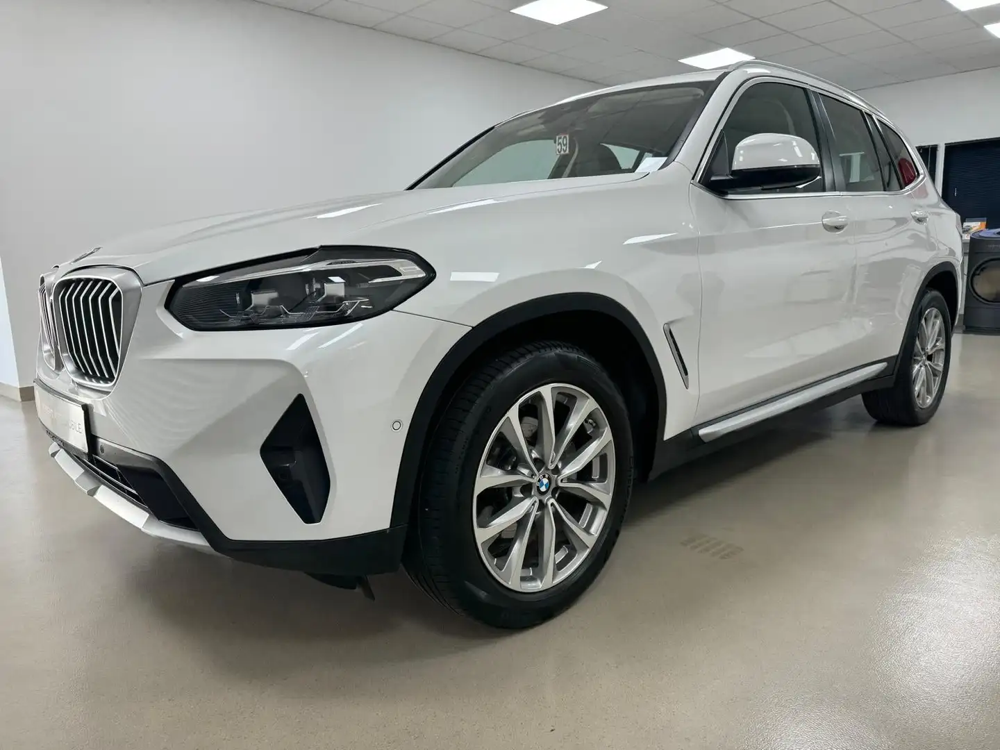 BMW X3 xDrive 20 d*PDC*NAVI*RFK*TEMP*AC*LMF*SBLFT*1H Weiß - 1