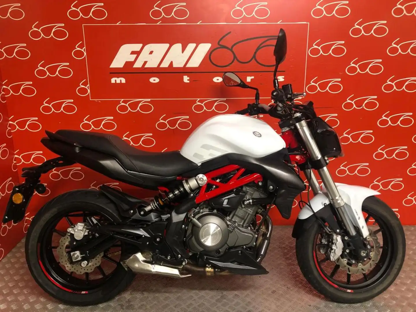 Benelli BN 302 A2 Bianco - 1